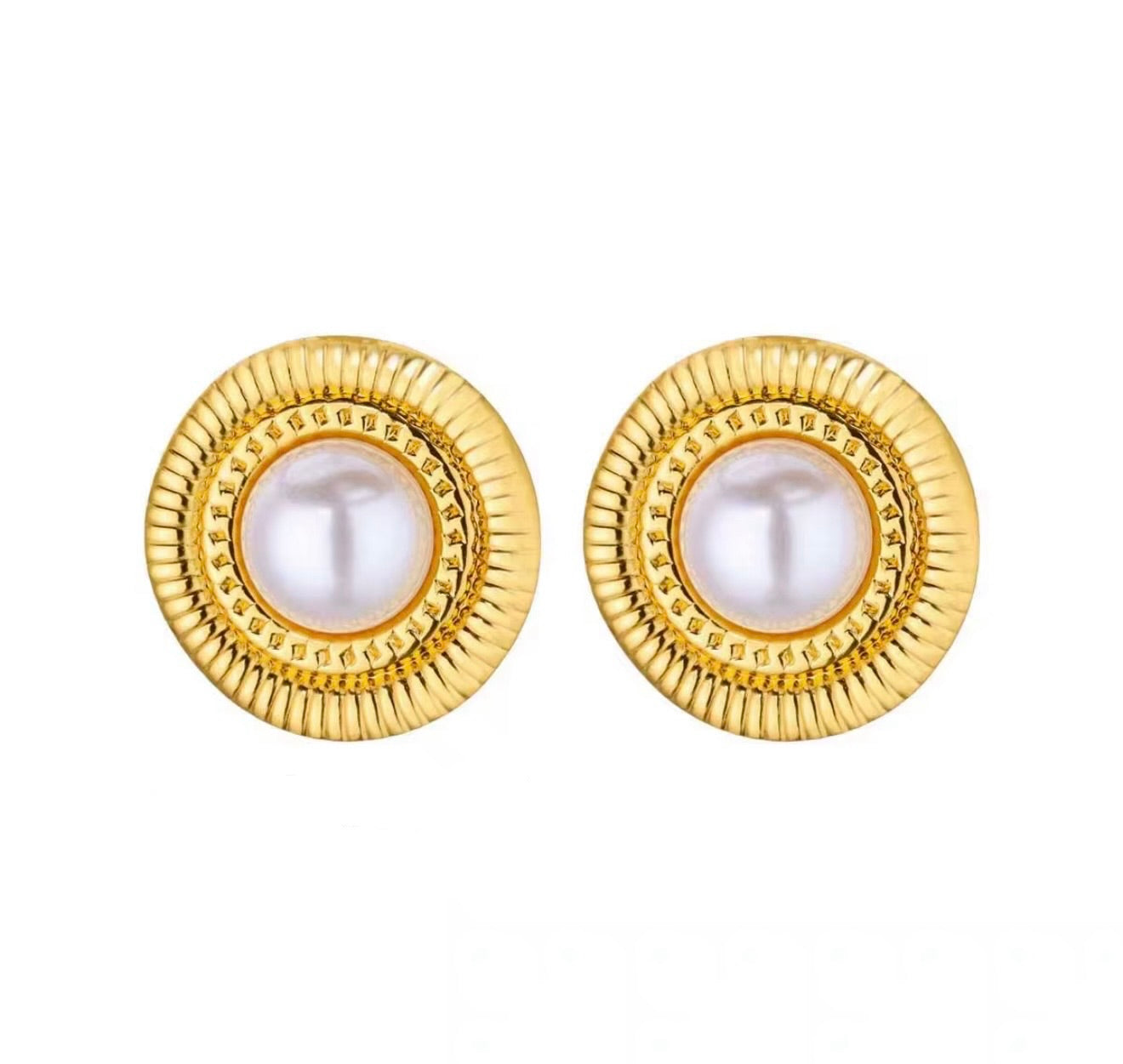 Pearly Studs
