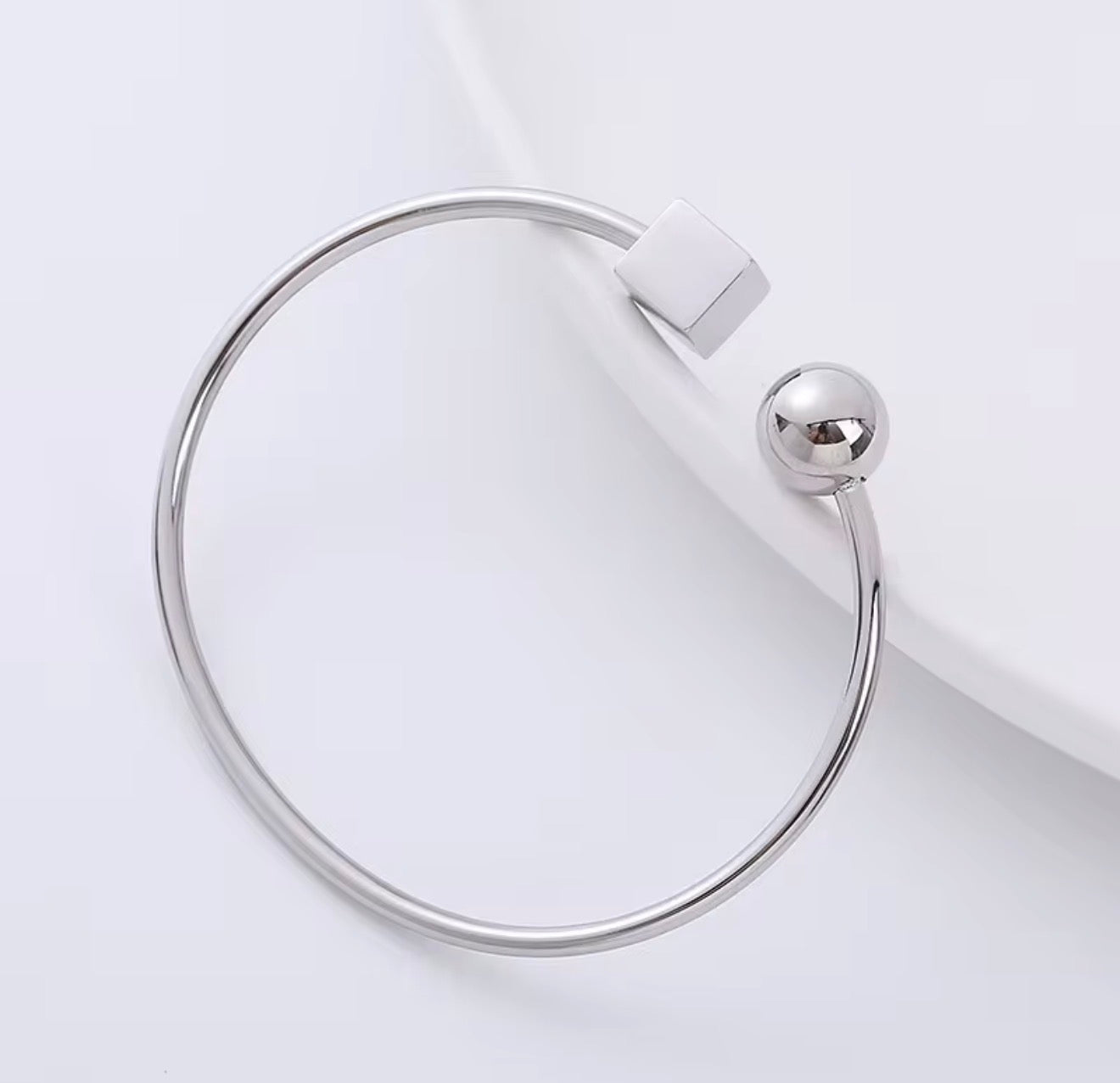 Eli Bangle