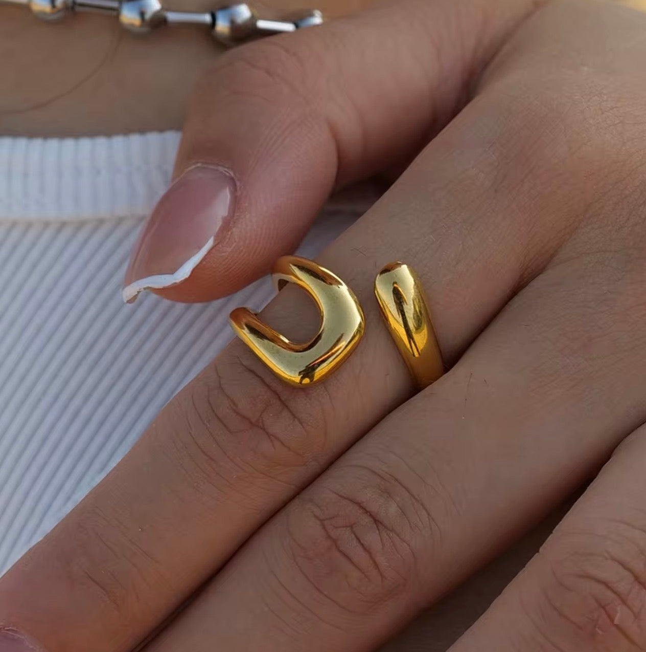 Carla Ring