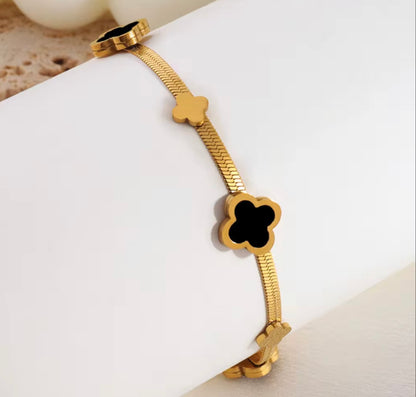 4.4 Bracelet