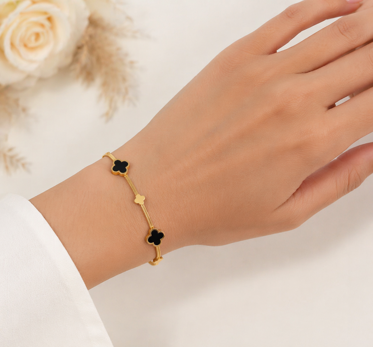4.4 Bracelet