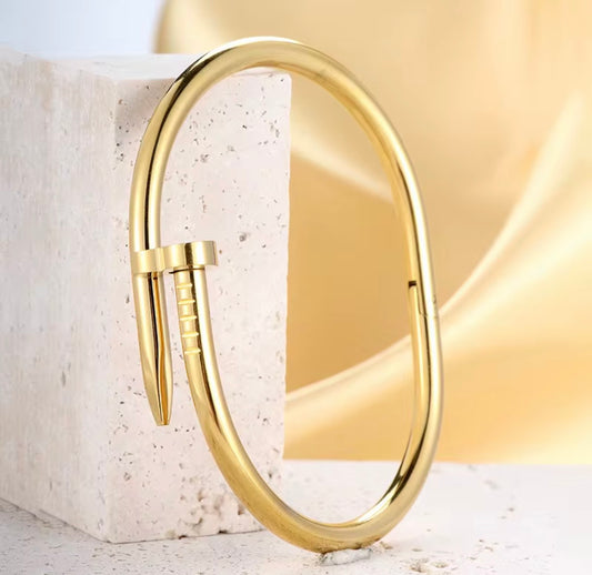 Fira Bracelet