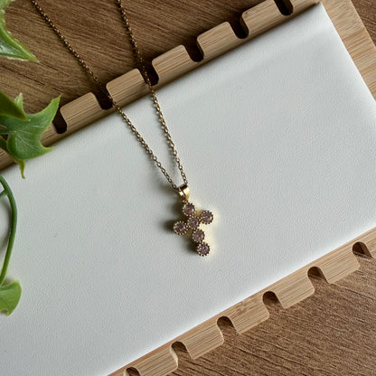 Fe Necklace