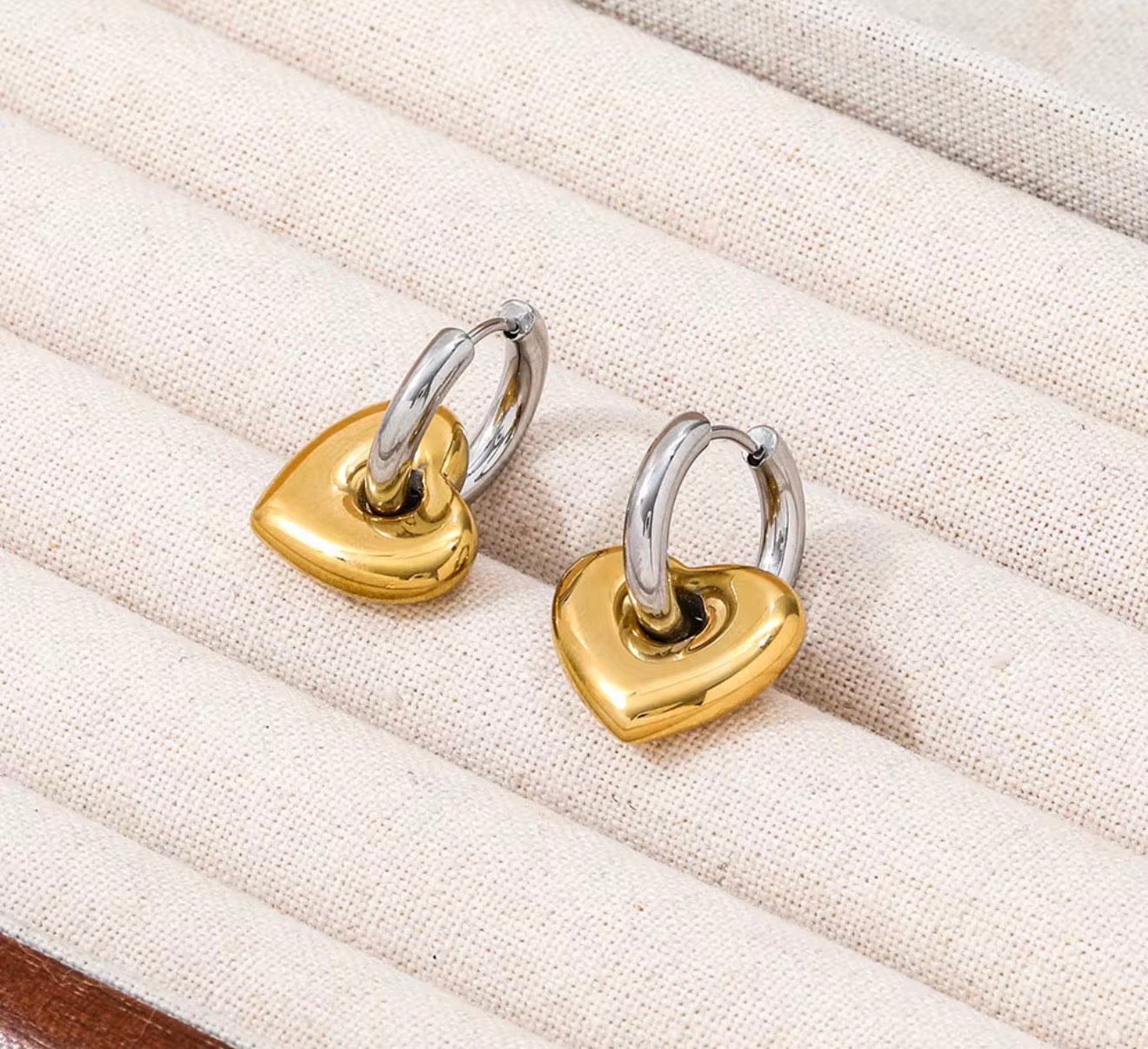 Lumi Heart Earrings