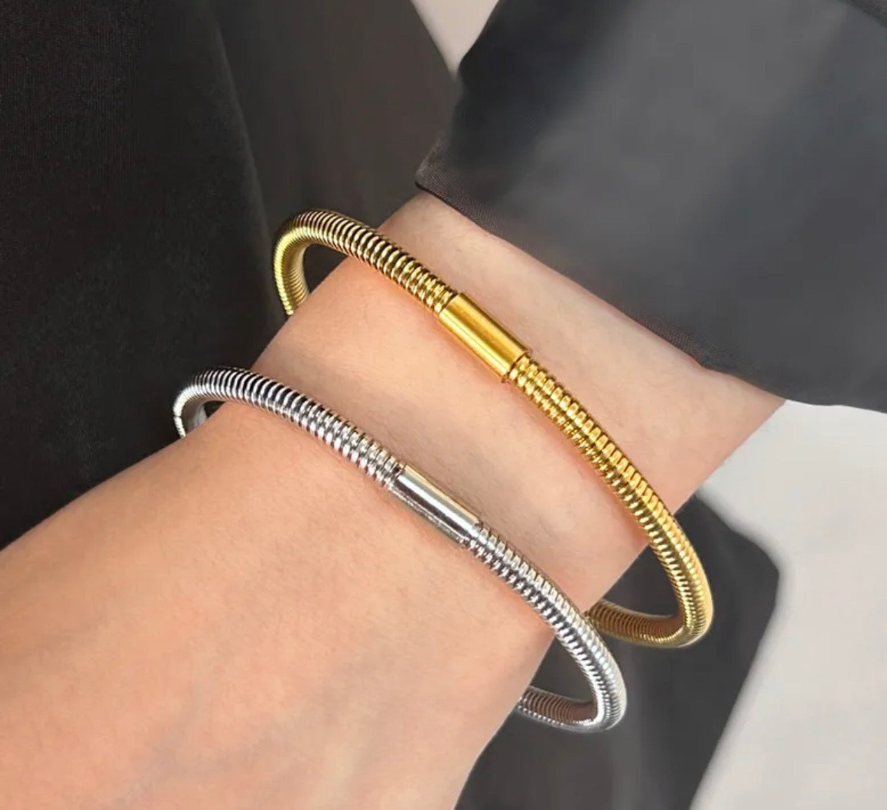 Stella Bangle