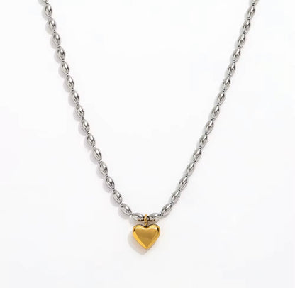 Elara Heart Necklace