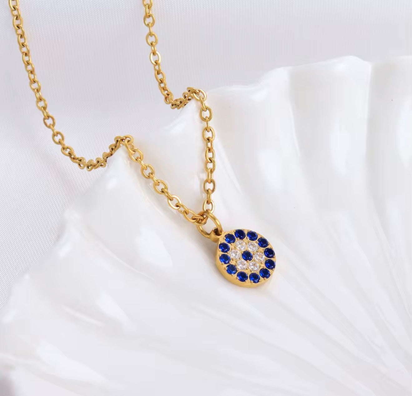 Ojito Azul Necklace